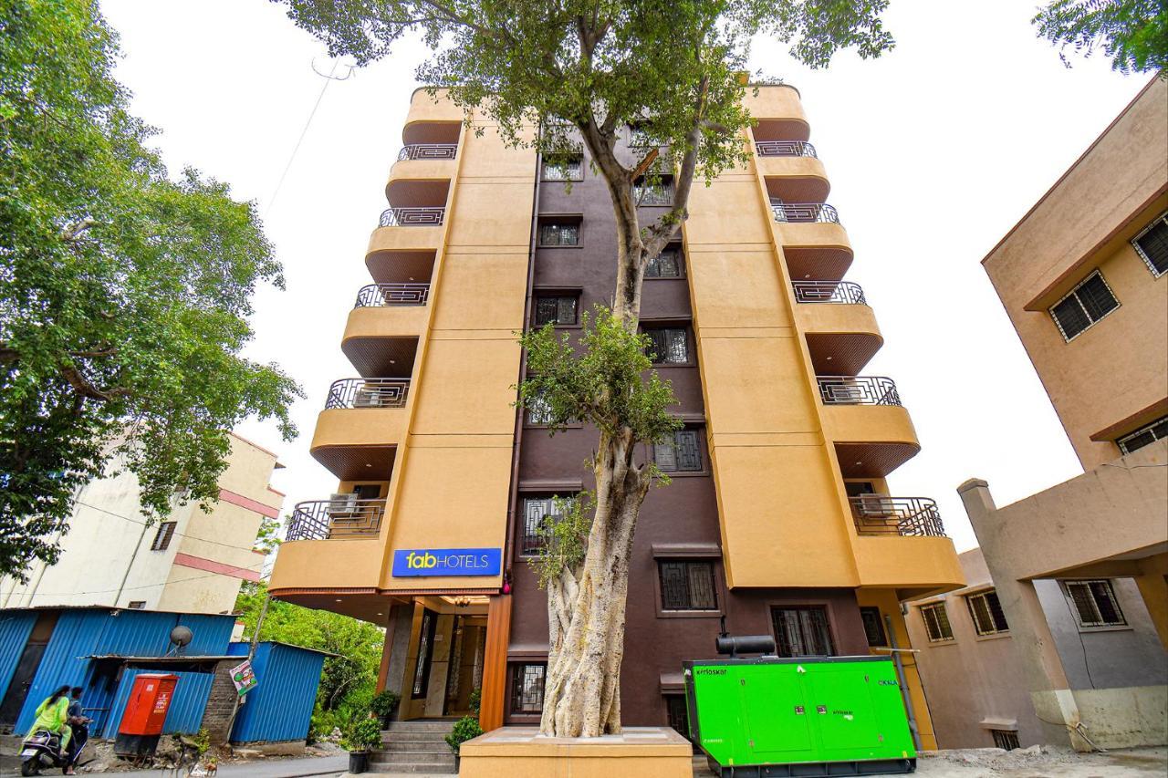Fabhotel Gaurav Galaxy Pune Esterno foto