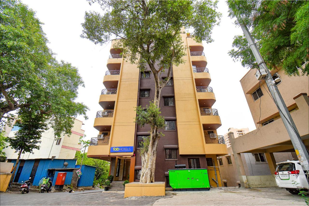 Fabhotel Gaurav Galaxy Pune Esterno foto