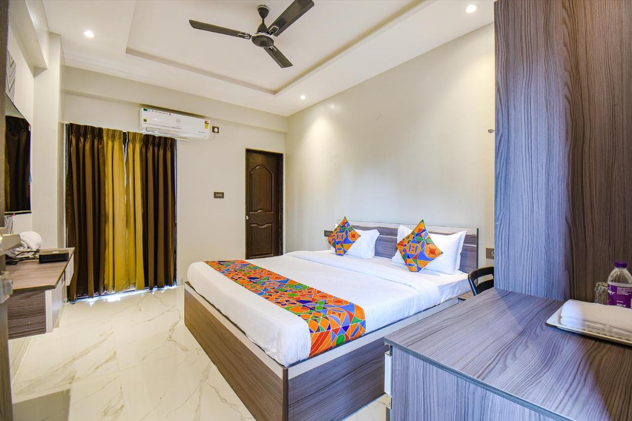 Fabhotel Gaurav Galaxy Pune Esterno foto