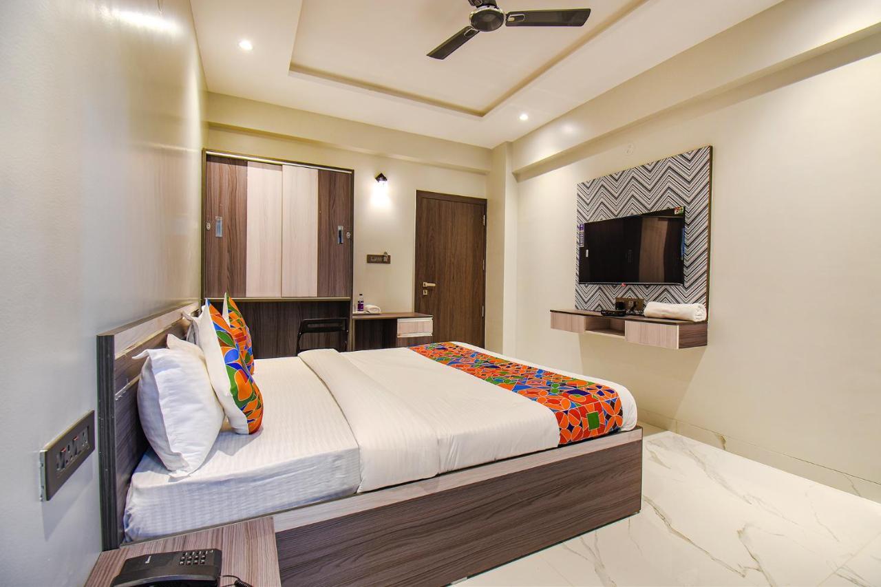 Fabhotel Gaurav Galaxy Pune Esterno foto