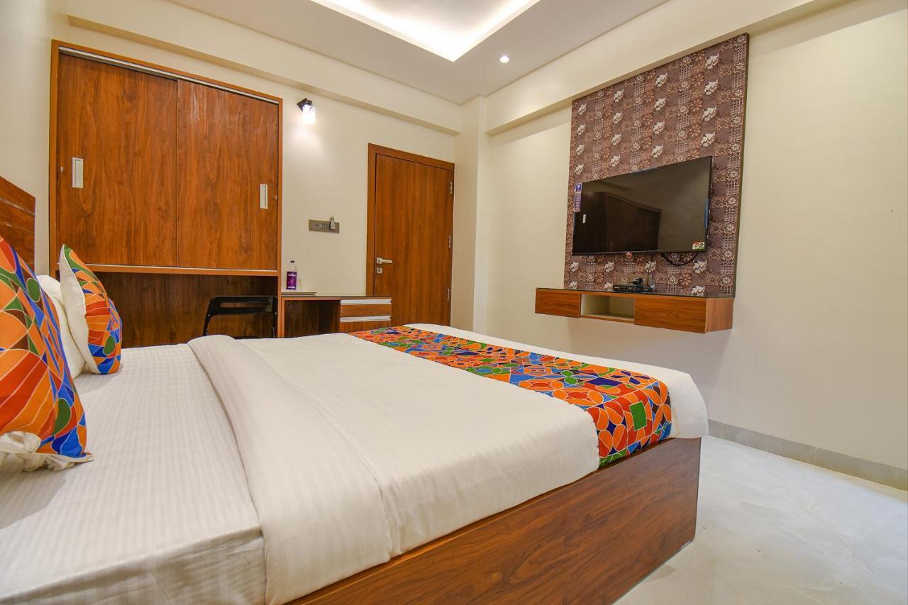 Fabhotel Gaurav Galaxy Pune Esterno foto