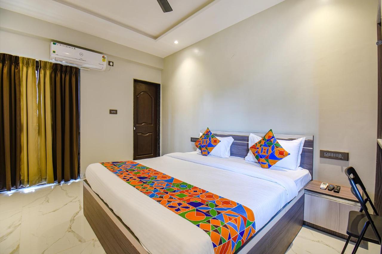 Fabhotel Gaurav Galaxy Pune Esterno foto